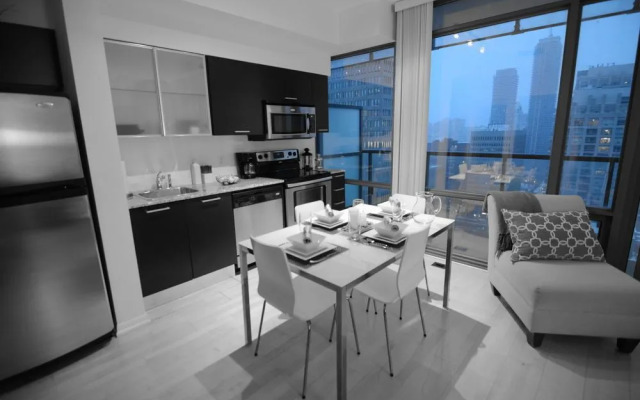 Toronto Escape - The Ruby Pink Suite