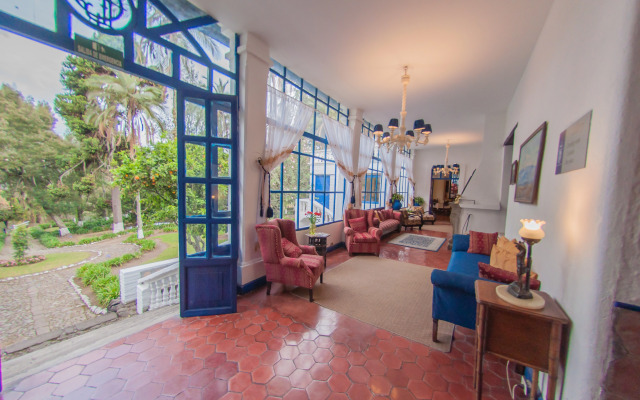Hosteria Hacienda Pinsaqui