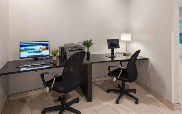 Plaza Hotel and Suites