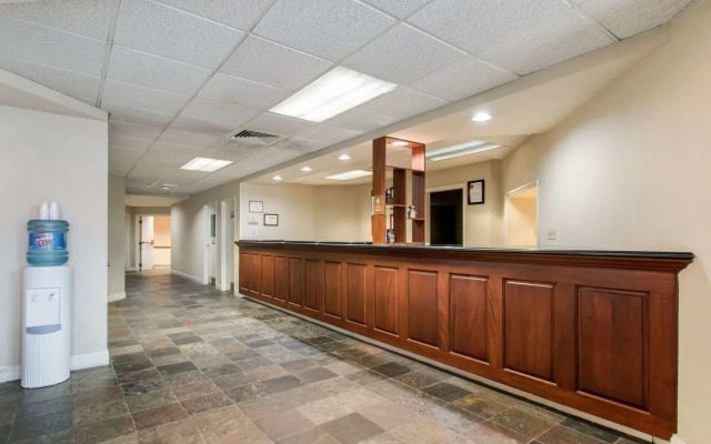 Hawthorn Extended Stay by Wyndham Chambersburg