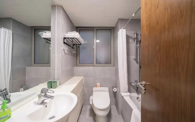 Tyms Stylish 1BR 1BA Apt Yongxin Century