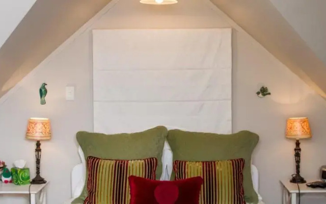 Auckland Birdwood House B&B