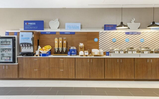 Holiday Inn Express Hotel & Suites Albuquerque Midtown by IHG