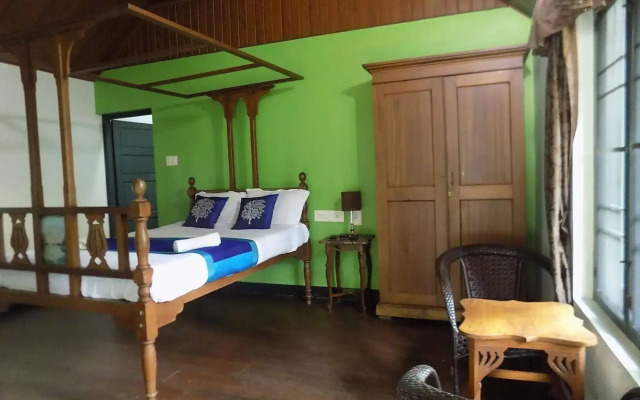 Elphinstone Residency