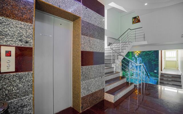 Aliza Inn and Suites