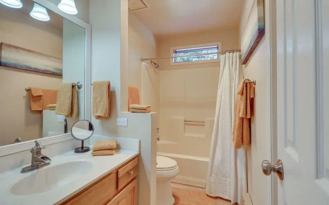 Cloudcroft Vacation Rental ~ 4 Mi to Skiing!