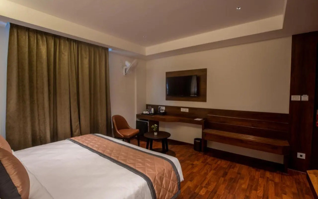 Golden Fortune Inn Hotel