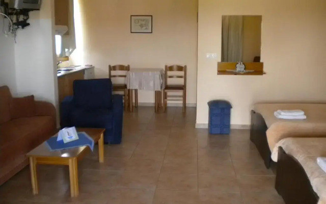 Porto Lagos Rooms