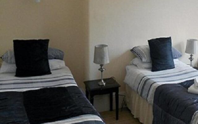 The Green Park Hotel