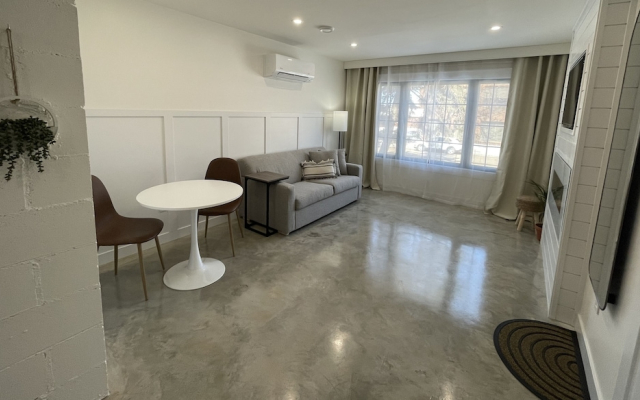 Suite II at The IV HAUS