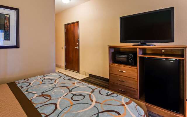 Best Western Plus Seminole Hotel & Suites