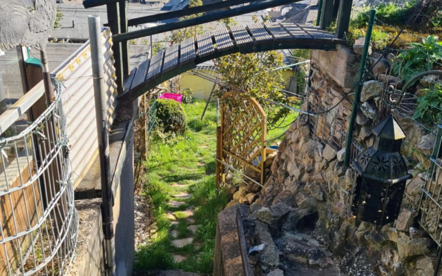 Monteurwohnung Fremdenzimmer mit WLAN, Garten, Parkplatz, eigener Terrasse