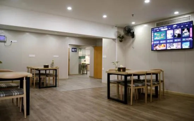 GreenTree Inn (Xinghua Yingwu South Road RT-Mart) – Hotel Rooms – Taizhou