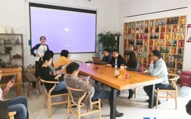 YiJiang ChunShe Guesthouse