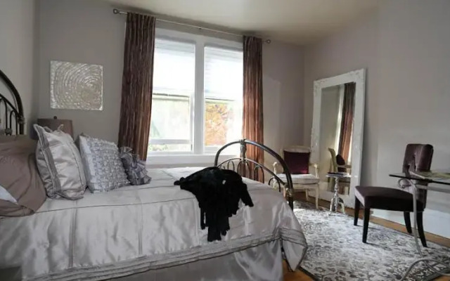Penstowe Bed & Breakfast