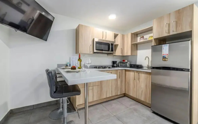 Turibana Plaza Suite 14