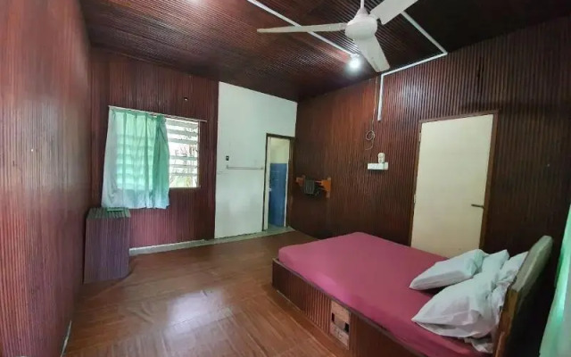 Redzwan's Beach Resort by OYO Rooms