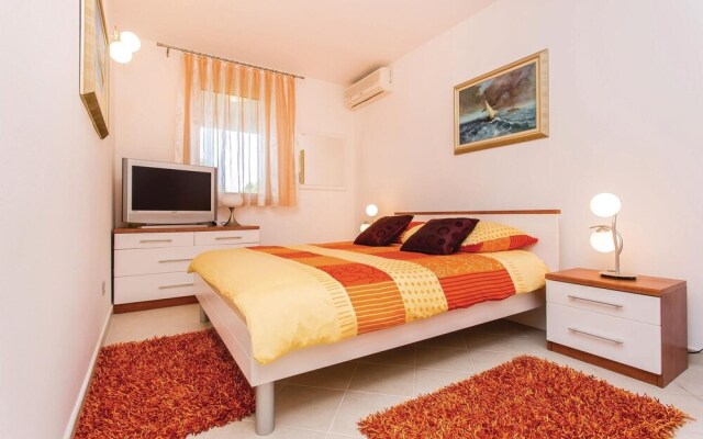 Amazing Home in Njivice With Wifi and 1 Bedrooms
