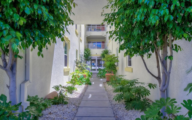 Motel 6 San Diego, CA - Downtown