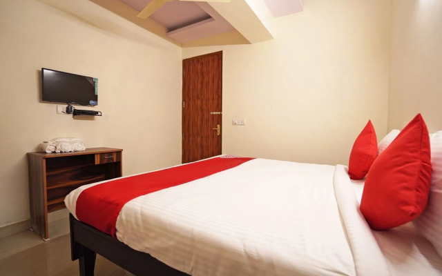 OYO Flagship 24651 GMD Vasundhara