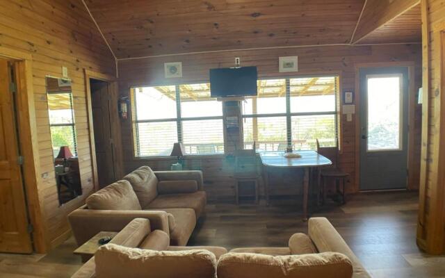Walnut Canyon Cabins