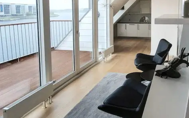 Harbour Penthouse