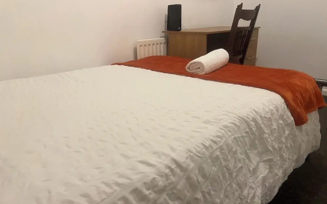 The Coral Guest House Winchester