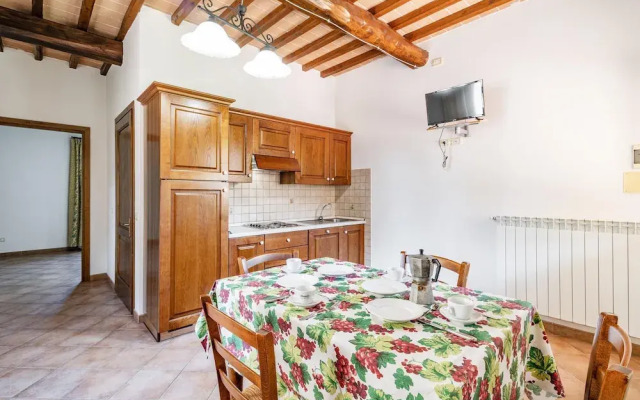 Grano Apt With Pool Near Volterra
