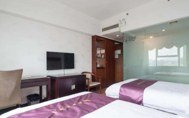Golden Dragon Hotel