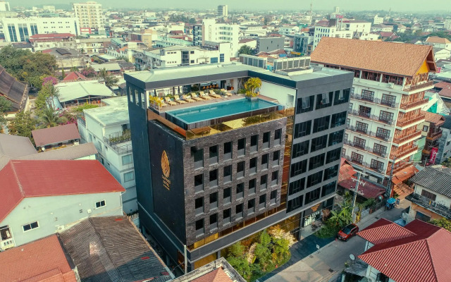 Lao Poet Hotel