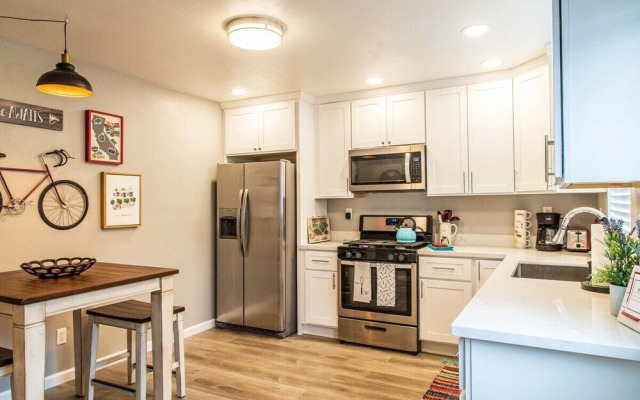 Cozy Oakland 1 Bedroom