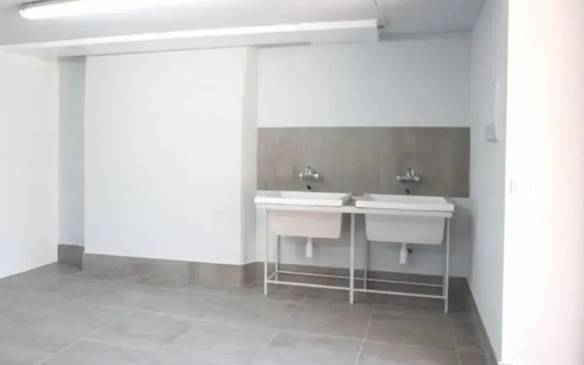 Albergue Monasterio de La Magdalena - Hostel