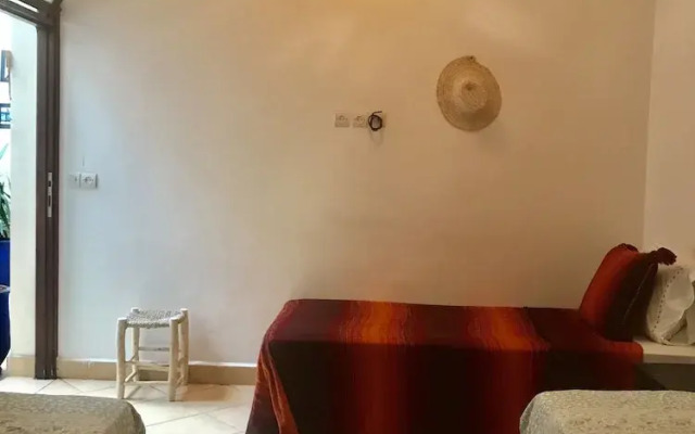 N12 Hostel
