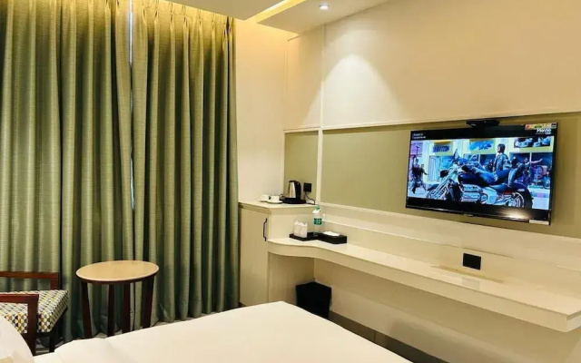 Five Elements Hotels Goldleaf Haldwani