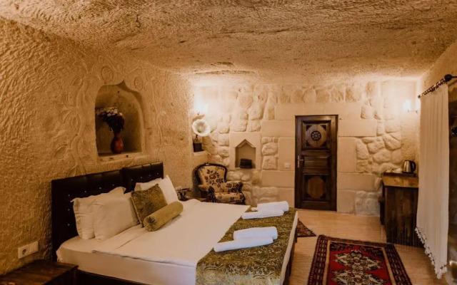 Ortahisar Cave Hotel