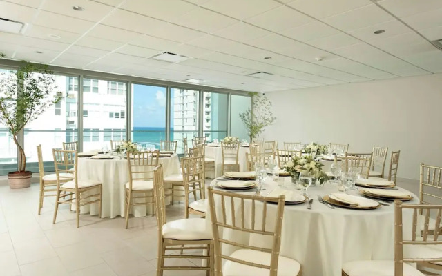 Casa Costera, Isla Verde Beach, Apartments by Marriott Bonvoy