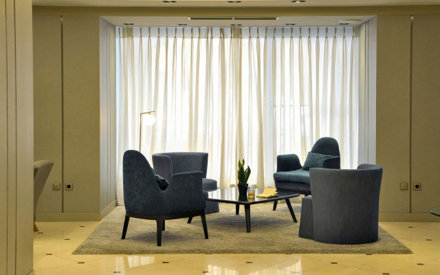 Melia Athens Hotel