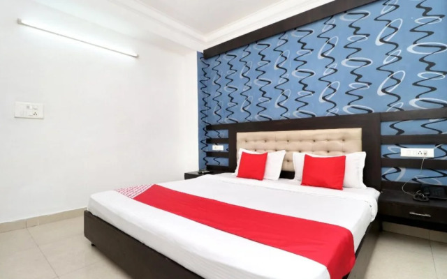 Hotel Space By OYO Rooms
