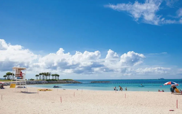 The Pool & Sauna Villa MOTOBU