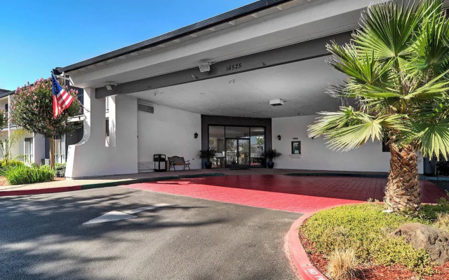 Quality Inn & Suites South San Jose / Morgan Hill