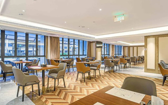 Vienna International Hotel