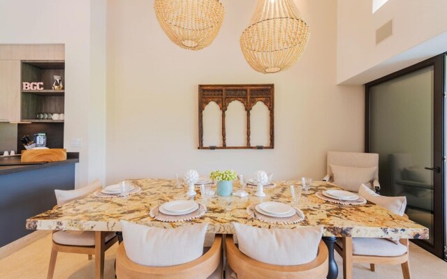 Sunny Vacation Villa 57