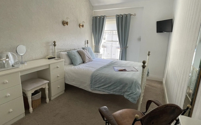 Lynton House