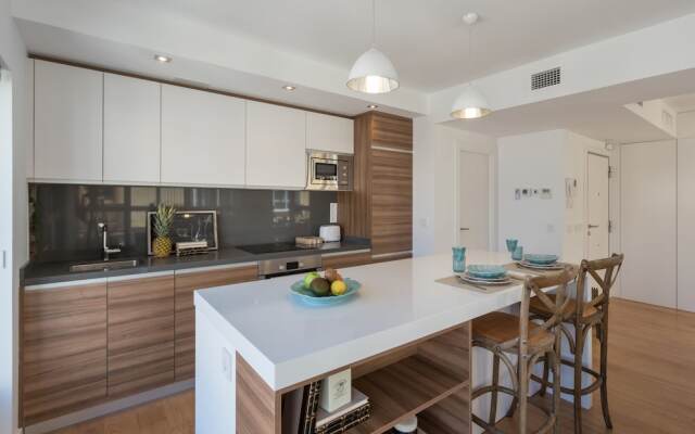 Chezmoihomes Plaza Nueva Premium