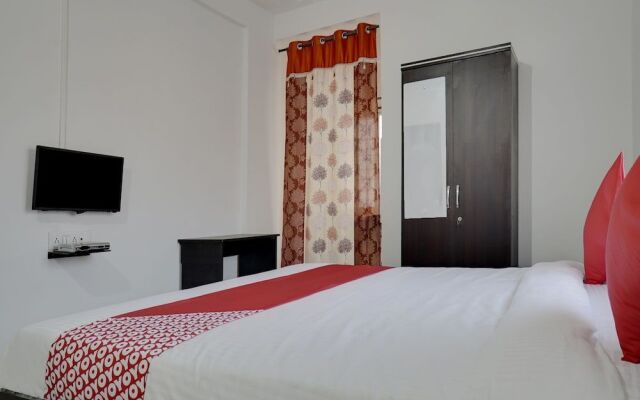 OYO 27821 Hotel Royal Inn Pune