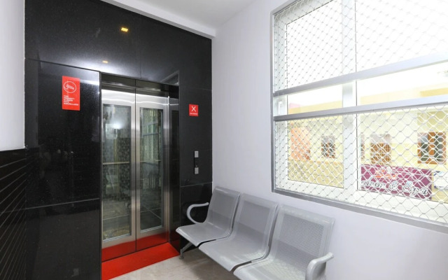 OYO 15857 Saibala Budget Hotel
