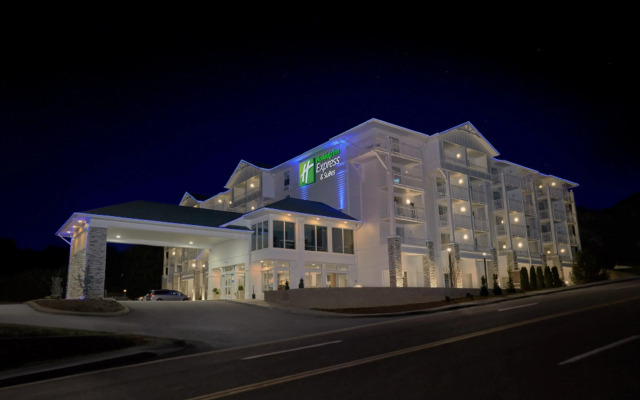 Holiday Inn Express and Suites Pigeon Forge Sevierville by IHG