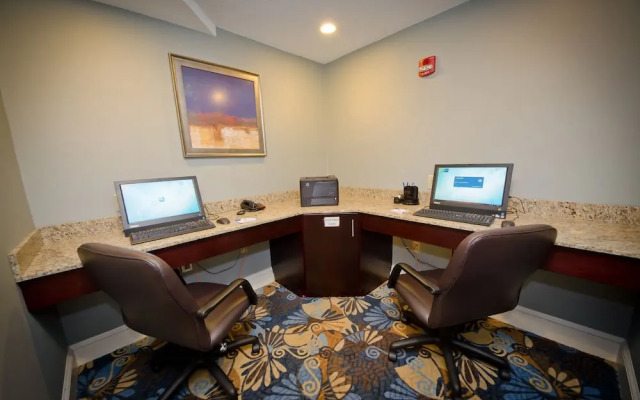Holiday Inn Express Merrimack