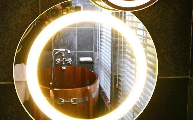 Home Luxury Apartments