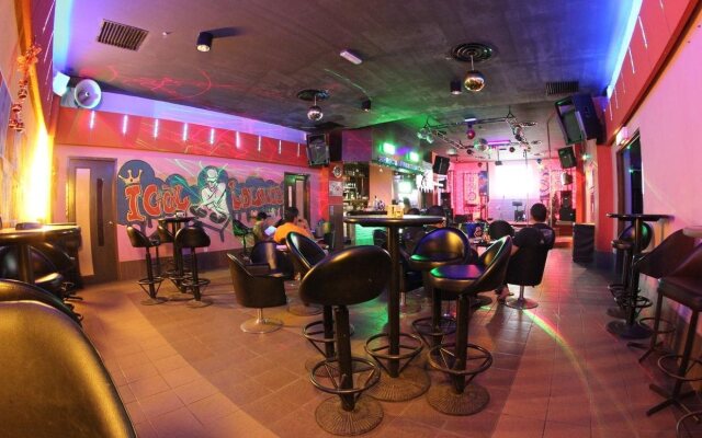 Seafest Hotel